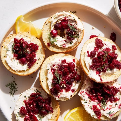 Cranberry Sleigh Bagel Board #84